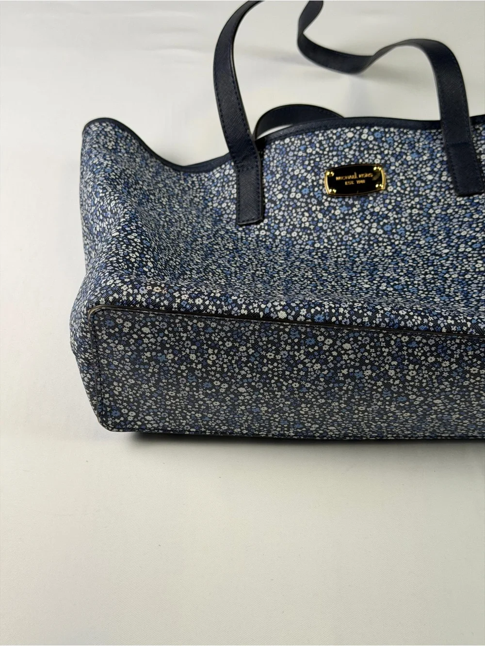 Michael Kors Blue Floral Tote - Perfect Size - excellent condition and quality